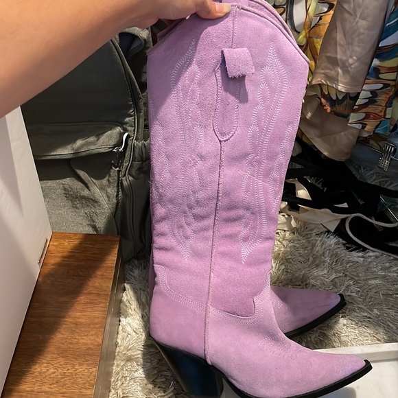 Fiona Boot in Wisteria - Picture 11 of 14